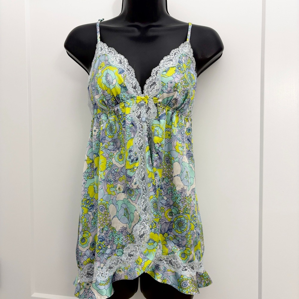 VTG Victoria's Secret Babydoll Chemise Floral Paisley Lace Trim Small Multicolor